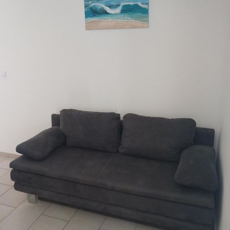 Apartmani Petra พรีมอชเตน ภายนอก รูปภาพ